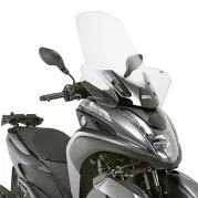 Parabrezza trasparente, altezza> 690 mm, larghezza 630 mm