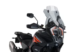 Cupolino Touring con visiera